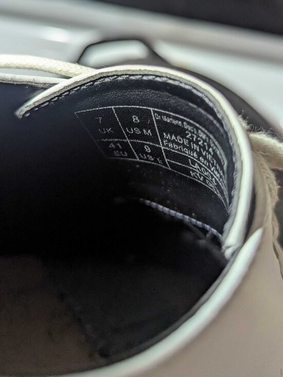Oxfords_&_Derbys